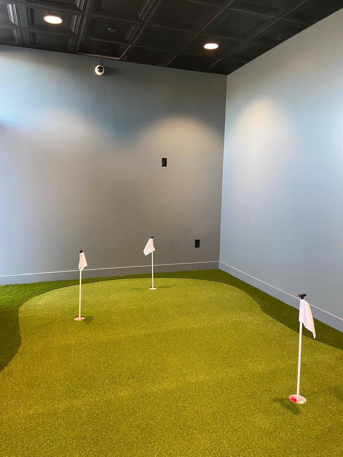 After: the finished putting green at The Back Nine Golf in Denton, TX
